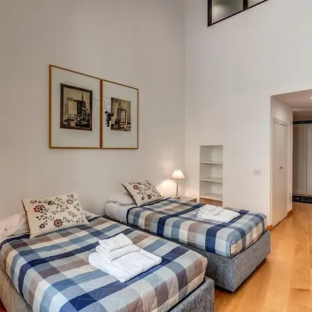 Rosa Trastevere Magic Location Rom